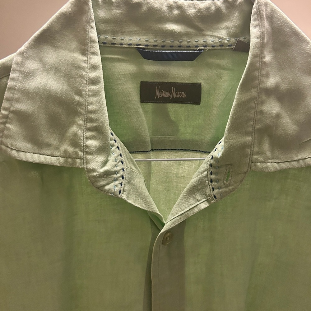 Neiman Marcus Mint Green Linen Collared Shirt